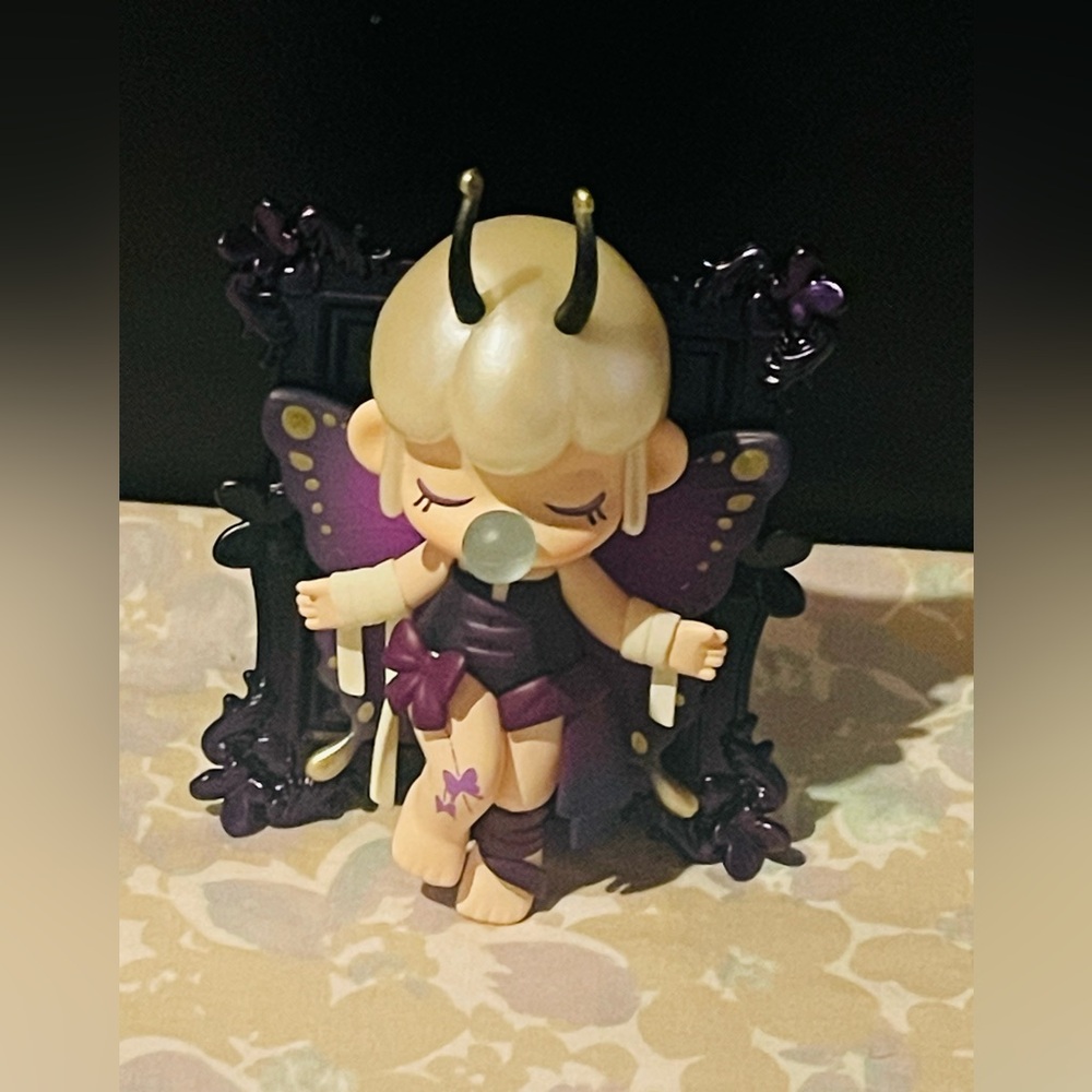 Nanci Dream series “Butterfly Specimen” unboxed and confirmed figure